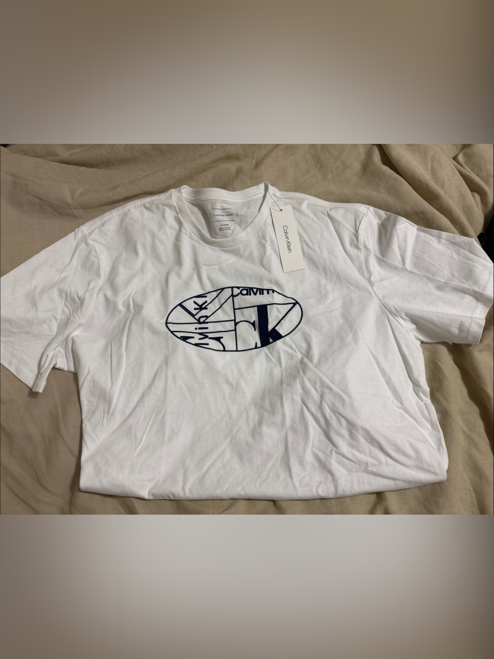 Calvin Klein White Short-Sleeve Tee with Navy velour Graphic Logo (NWT) XL